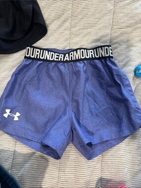 Girls Under Armour Shorts Sz 5